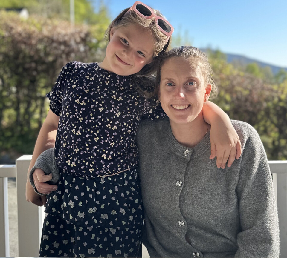Gratulerer og hipp hurra til herlege Ida som blei 9 år onsdag 7. mai og for flotte Kristine som fyller 30 år i dag, 9. mai. De e supre! Klem frå heile familien!