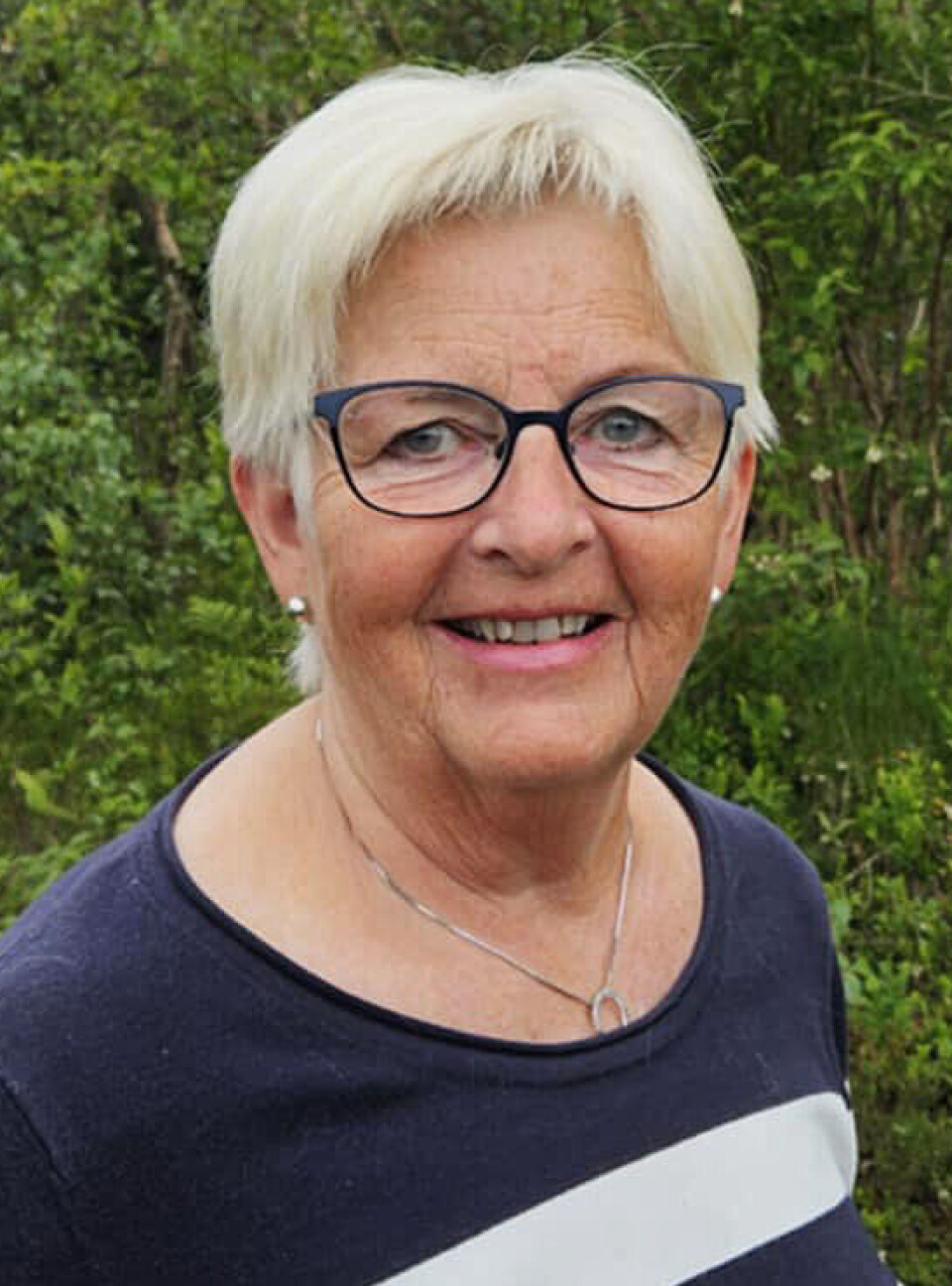 Gratulerer med 70-årsdagen din i dag, 27. mai! Kvikk og sprudlande, med eit hjarta av gull – me er så takksame for deg. Helsing flokken din!