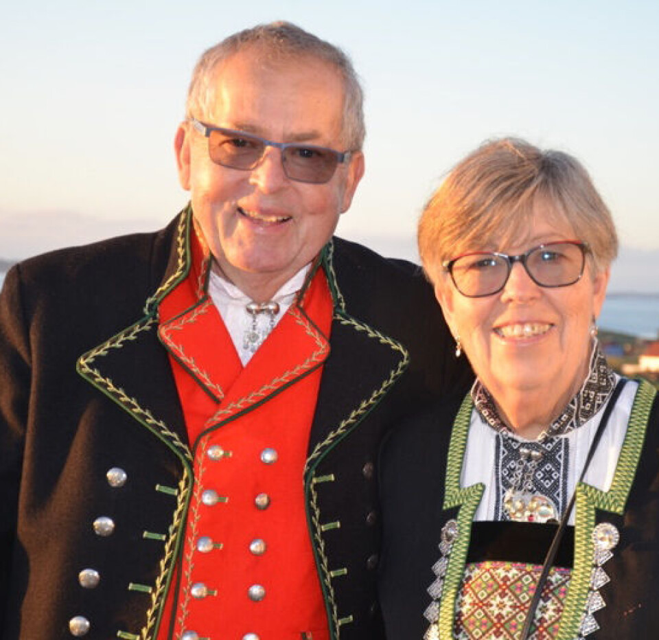 22. april vart Haldis Bakke 80 år og 5. juni vert Svein Johan Bakke 80 år. Dei feirar dagen sin saman med heile familien i Jondal Bedehus den 30. mai. Me ynskjer dei spreke jubilantane til lukka med dagen! Beste helsing Annette, Jostein, Lillian og Åsmund