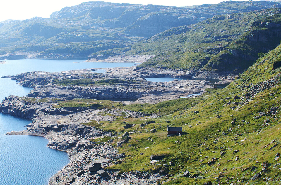 Bjølsegrøvatnet sommaren 2006, då vasstanden var særs låg.