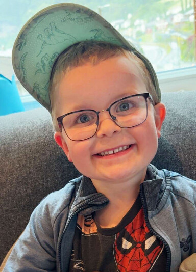 Hipp hurra for Aksel’en vår
som er 5 år 14. august.
Tøysete og snill, og hjelper til.
Gratulera med dagen frå farmor og bestefar, besto og besten, og alle dei andre som også er glad i deg ❤️
