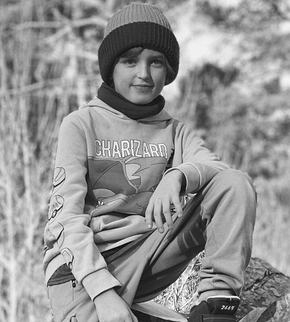 Hipp hurra for Fenris Lillevik Quickfall som vert 11 år på søndag. Me gler oss til kaka. Helsing besto og resten av familien.