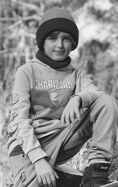 Hipp hurra for Fenris Lillevik Quickfall som vert 11 år på søndag. Me gler oss til kaka. Helsing besto og resten av familien.